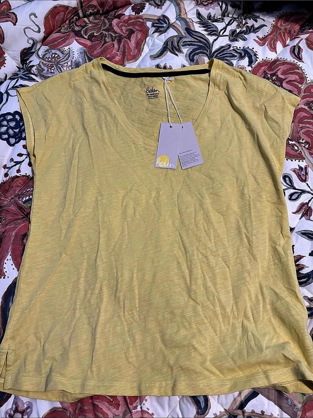 Boden Sophie V-neck Slub T-shirt Yellow Short Sleeve Tee
